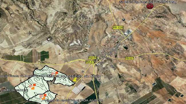 En blanco, espacio que ocupar&aacute; la nueva planta solar al suroeste de Corvera