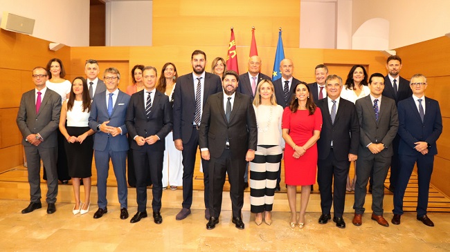 Toma de posesi&oacute;n de los nuevos secretarios generales del Gobierno regional