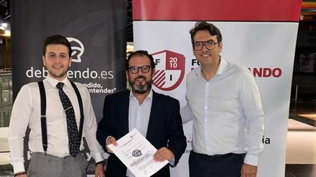 Nacho Fenollar, Francisco Provencio (Foro Ilusionando) y Miguel &Aacute;ngel Zapata, creador de debatiendo.es