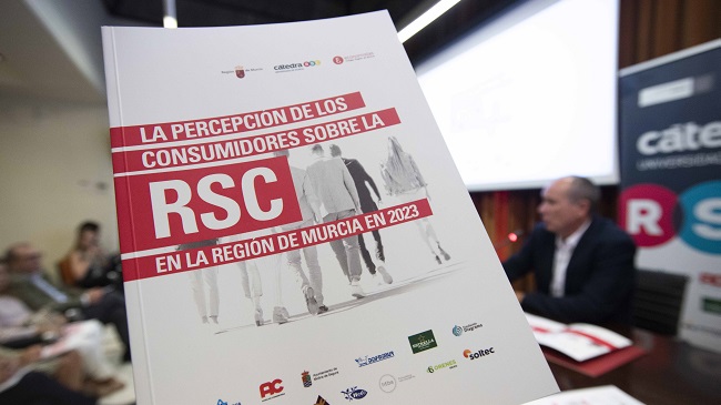 Estudio ‘La percepción de los consumidores sobre la RSC en la Región' elaborado por la UMU y el Colegio de Economistas Estudio ‘La percepción de los consumidores sobre la RSC en la Región' elaborado por la UMU y el Colegio de Economistas