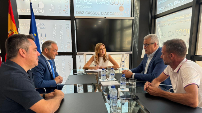 La consejera de Empresa mantiene un encuentro con representantes de la Federaci&oacute;n de Comercio de la Regi&oacute;n de Murcia