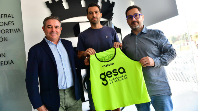 Firma del convenio entre Gesa Seguros y FC Cartagena