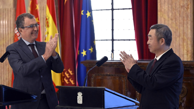 Los alcaldes de Murcia y Nanning (China), Jos&eacute; Ballesta y Hou Gang