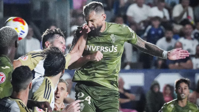 Primer partido de Liga entre el Real Murcia y el Marbella 1-2. | Foto: cuenta X Real Murcia Primer partido de Liga entre el Real Murcia y el Marbella 1-2. | Foto: cuenta X Real Murcia