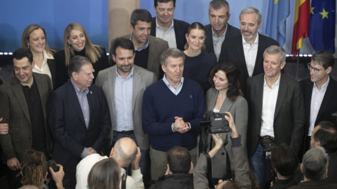 Foto de familia durante la clausura del acto de presentaci&oacute;n de la 'Declaraci&oacute;n de Asturias', en el Hotel de la Reconquista, a 12 de enero de 2025, en Oviedo, Asturias (Espa&ntilde;a). - Jorge Peteiro - Europa Press - Archivo