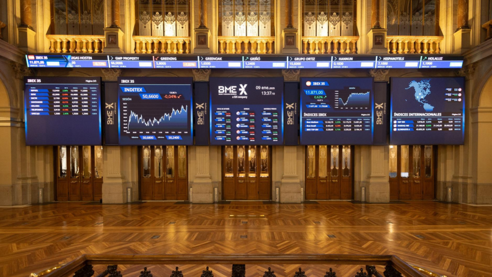 Paneles del Ibex, en el Palacio de la Bolsa de Madrid - Eduardo Parra - Europa Press - Archivo