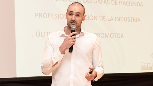 Juli&aacute;n Galindo