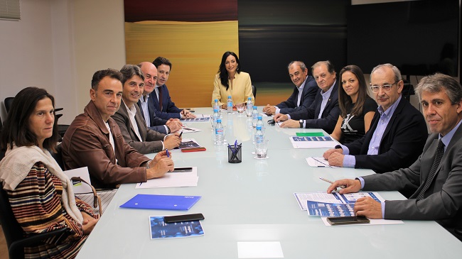 Migu&eacute;lez explic&oacute; este viernes a los presidentes de Ucomur, Fecoam, Ucoerm, Amusal, Fecamur y Adeirmur los detalles del evento que se celebrar&aacute; del 17 al 20 de octubre