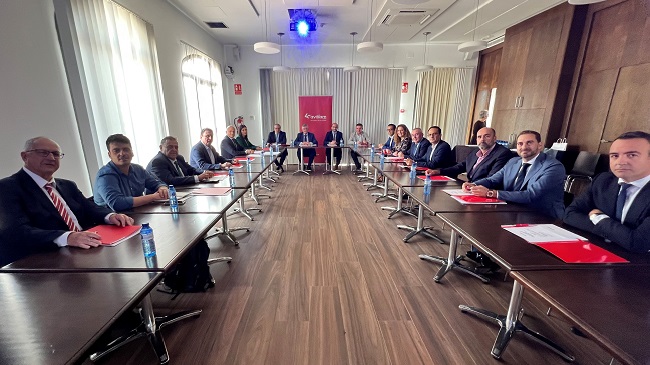 Reuni&oacute;n del consejo de administraci&oacute;n de Av&aacute;lam