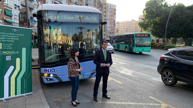 Jos&eacute; Ram&oacute;n D&iacute;ez de Revenga y Marina Munuera