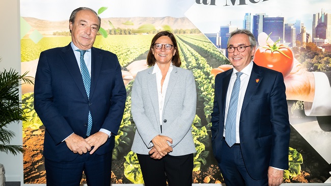 Jos&eacute; Alberto Gonz&aacute;lez-Ruiz, secretario general de CEOE,&nbsp;Carmen Moren&eacute;s, directora general de Fundaci&oacute;n Telef&oacute;nica, y Jorge F. Brot&oacute;ns, presidente de Fepex