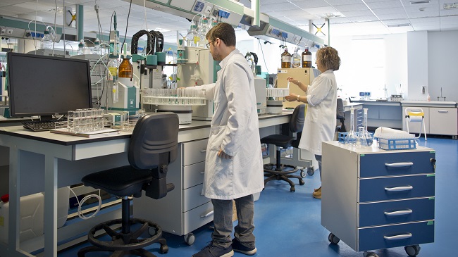 Imagen de archivo de un laboratorio del Servicio de Apoyo a la Investigaci&oacute;n Tecnol&oacute;gica de la UPCT