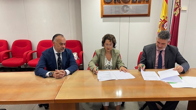 Firma del acuerdo entre Coremur y ATA