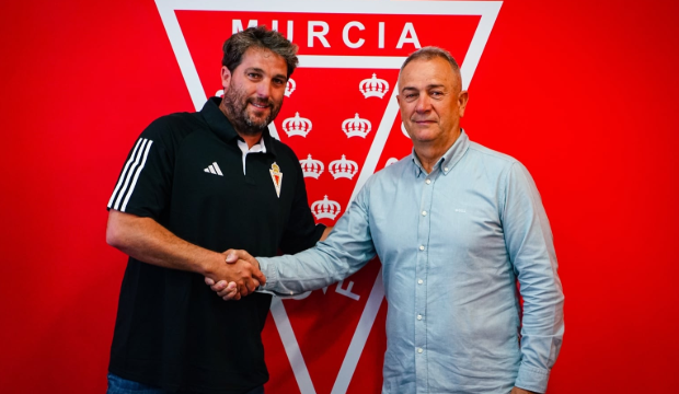 Asier Goiria junto a Felipe Moreno. Asier Goiria junto a Felipe Moreno.