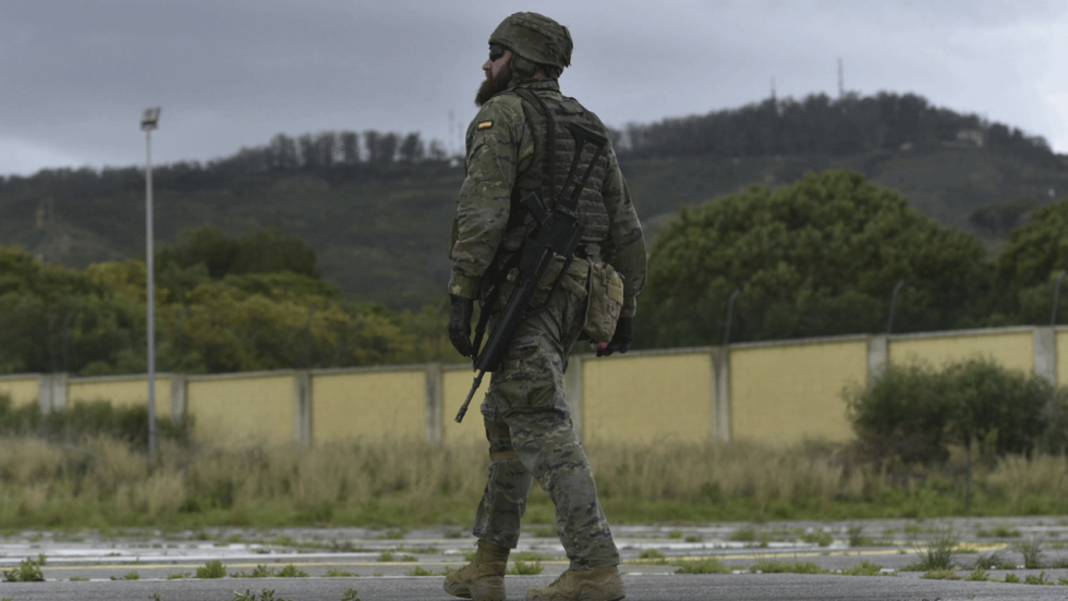 Un militar durante un ejercicio, a 21 de marzo de 2024, en Ceuta (España). - Antonio Sempere - Europa Press - Archivo Un militar durante un ejercicio, a 21 de marzo de 2024, en Ceuta (España). - Antonio Sempere - Europa Press - Archivo