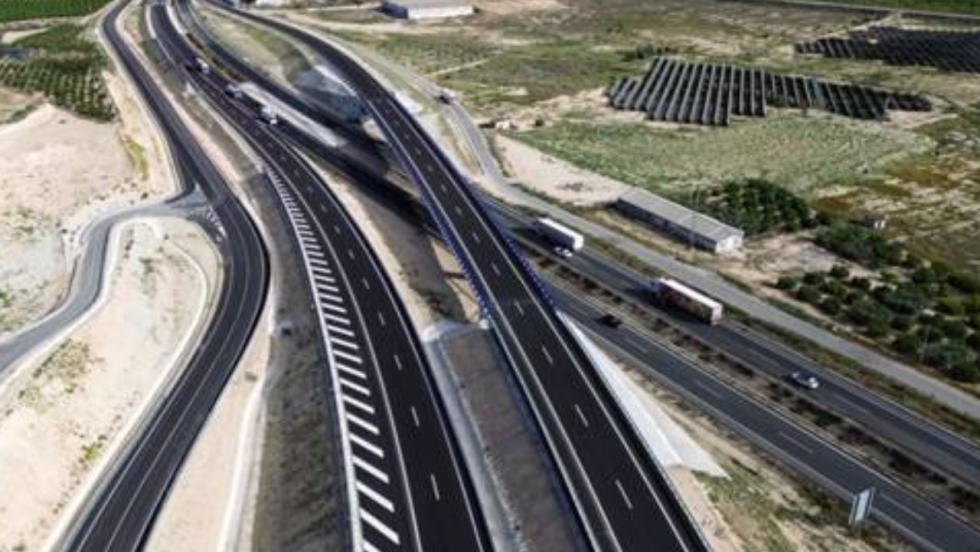 Vista a&eacute;rea de la autov&iacute;a - MINISTERIO DE TRANSPORTES