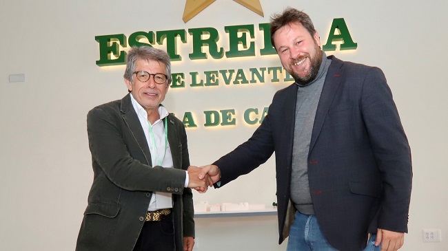 Antonio Saura (RMCT) y Yayo Delgado (Estrella de Levante) Antonio Saura (RMCT) y Yayo Delgado (Estrella de Levante)