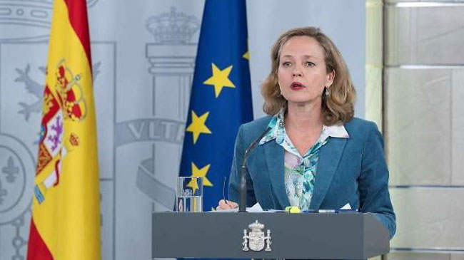 Nadia Calvi&ntilde;o es la ministra de Econom&iacute;a