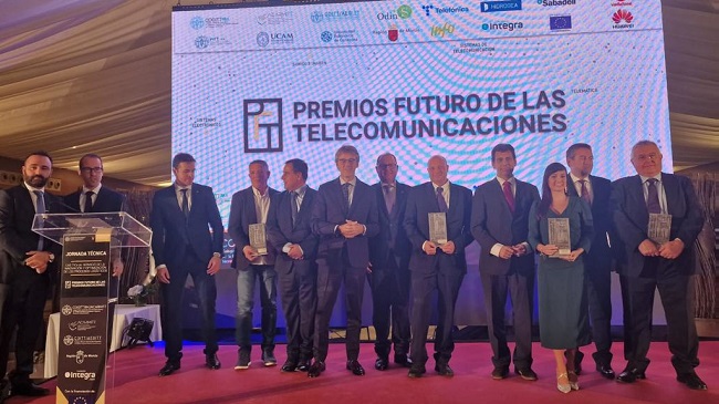 El nuevo sistema de movilidad regional, Movibus, recibi&oacute; ayer el galard&oacute;n a la digitalizaci&oacute;n del transporte en los VI Premios Futuro de las Telecomunicaciones