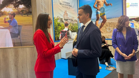 La consejera Carmen Conesa, en el stand de la Regi&oacute;n en la feria de turismo de Londres