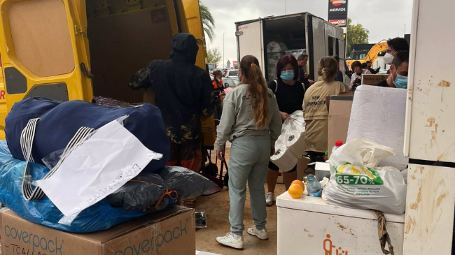 Una gasolinera de Sedav&iacute; sirve de punto de recogida - Jos&eacute; Burruezo