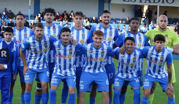 Once titular del &Aacute;guilas ante el Estepona.