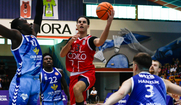 Duelo entre zamoranos y cartageneros de la temporada pasada.