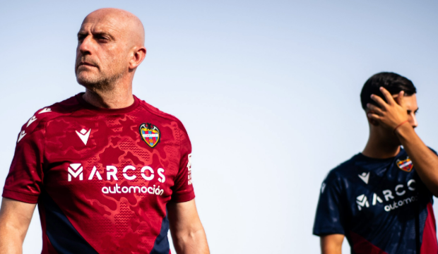 Calero destituido como entrenador del Levante. Calero destituido como entrenador del Levante.