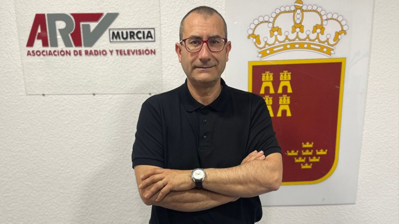 Homenaje al oficio: profesionales, instituciones y programas, premiados en las Antenas y Micrófonos de Plata de ARTV Murcia