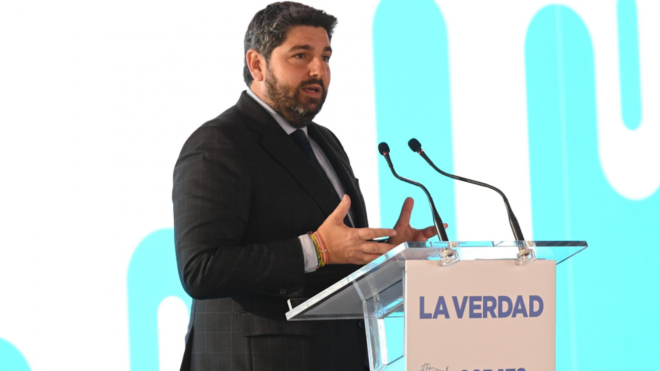 El presidente del Gobierno de la Región de Murcia, Fernando López Miras, participa en el ‘Foro Horizonte 2027. Los retos del agua: la encrucijada del trasvase’, organizado por el Diario La Verdad - CARM El presidente del Gobierno de la Región de Murcia, Fernando López Miras, participa en el ‘Foro Horizonte 2027. Los retos del agua: la encrucijada del trasvase’, organizado por el Diario La Verdad - CARM