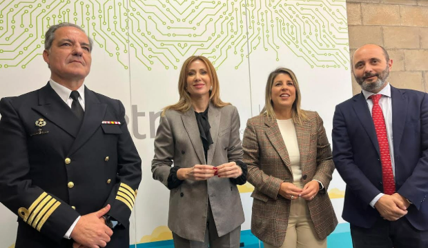 La consejera de Empresa, Empleo y Economía Social, Marisa López Aragón, junto con el capitán de navío, Juan Manuel Torrijos, la alcaldesa de Cartagena, Noelia Arroyo, y el director general del Info, Joaquín G&oacu La consejera de Empresa, Empleo y Economía Social, Marisa López Aragón, junto con el capitán de navío, Juan Manuel Torrijos, la alcaldesa de Cartagena, Noelia Arroyo, y el director general del Info, Joaquín G&oacu