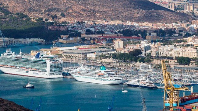 Imgaen del puerto de Cartagena.