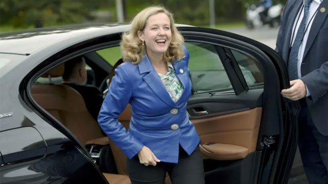 La vicepresidenta Nadia Calvi&ntilde;o
