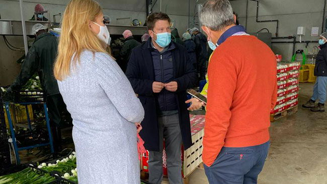 El director general de Pol&iacute;tica Agraria Com&uacute;n, Juan Pedro Vera, con los directivos de Campolor
