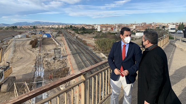 El consejero de Fomento e Infraestructuras, José Ramón Díez de Revenga, y el alcalde de Alcantarilla, Joaquín Buendía El consejero de Fomento e Infraestructuras, José Ramón Díez de Revenga, y el alcalde de Alcantarilla, Joaquín Buendía