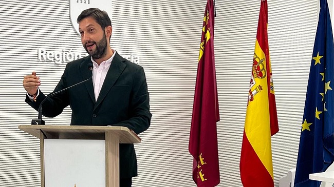 El director del Instituto de Turismo, Juan Francisco Mart&iacute;nez, en la  presentaci&oacute;n de las VI Jornadas de Inteligencia Tur&iacute;stica