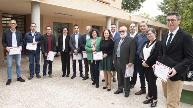 Foto de familia de los galardonados
