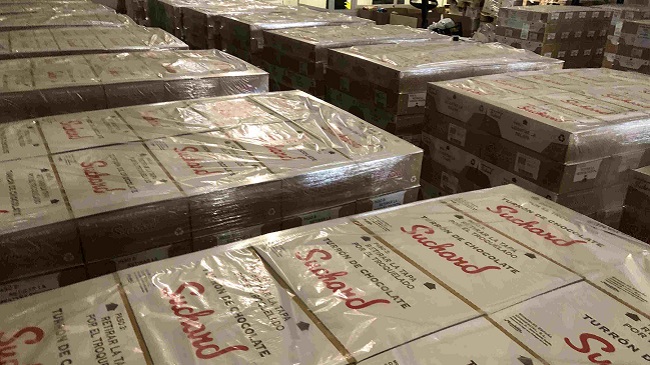 Tabletas de turr&oacute;n de Suchard donadas