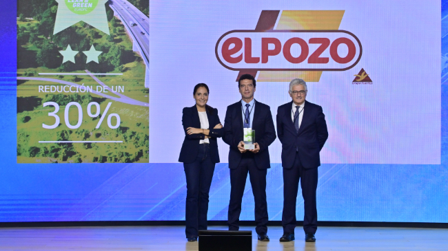 Imagen realizada durante la entrega del galard&oacute;n - ElPozo