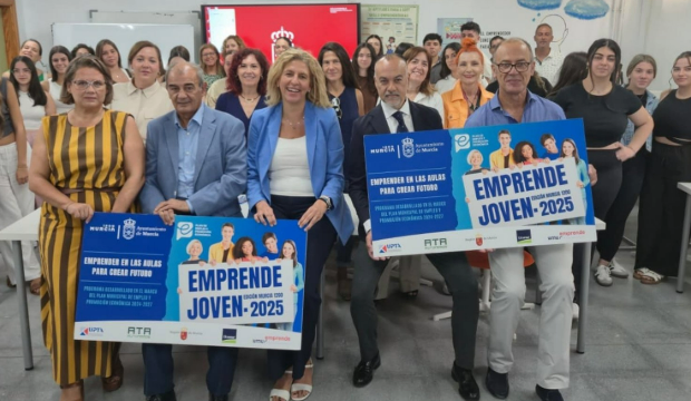 Murcia culmina el Programa Emprende Joven con la evaluaci&oacute;n de los 12 proyectos finalistas del III Concurso Murcia 1200.