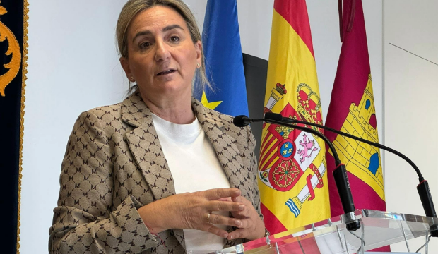 La ministra de Educaci&oacute;n, Milagros Tol&oacute;n.