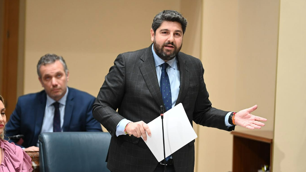 Fernando López Miras durante la sesión de control en la Asamblea Regional. Fernando López Miras durante la sesión de control en la Asamblea Regional.