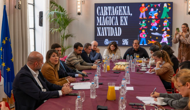 Encuentro de la alcaldesa con los medios de comunicaci&oacute;n Navidad 2025.